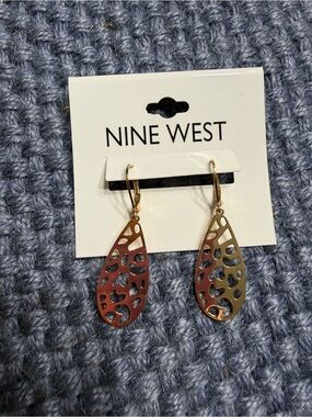 Nine West Silver Teardrop Cutout Dangle Earrings with Rose Accents  light weight